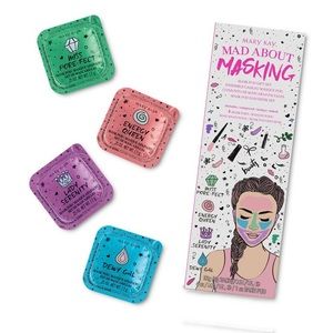 Mary Kay® Mad About Masking™ Mask Pod Gift Set